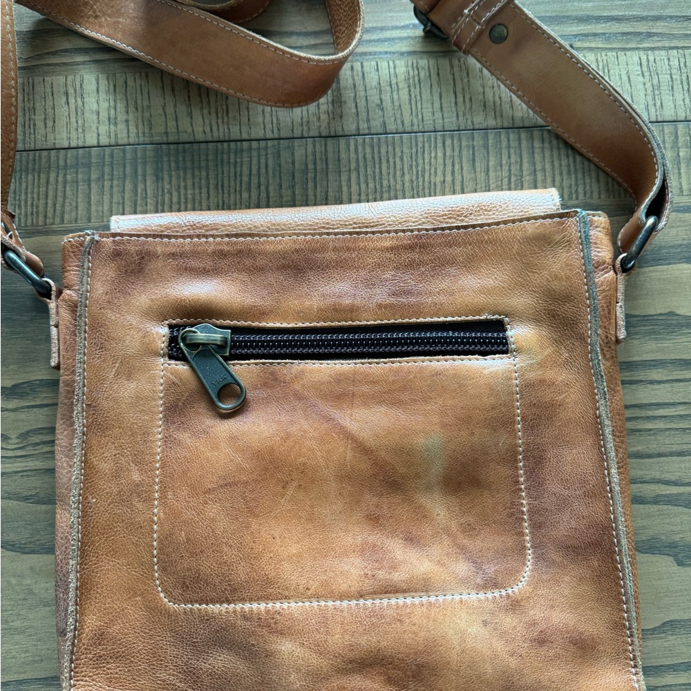 Bed Stu Tan Leather Crossbody Messenger Bag - Picture 2 of 8